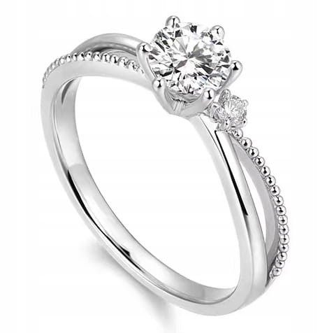 Srebrny pierścionek cyrkonia